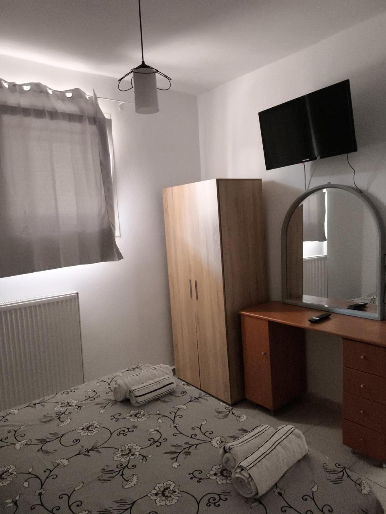 Anna'S Rooms 네아 미카니오나 외부 사진